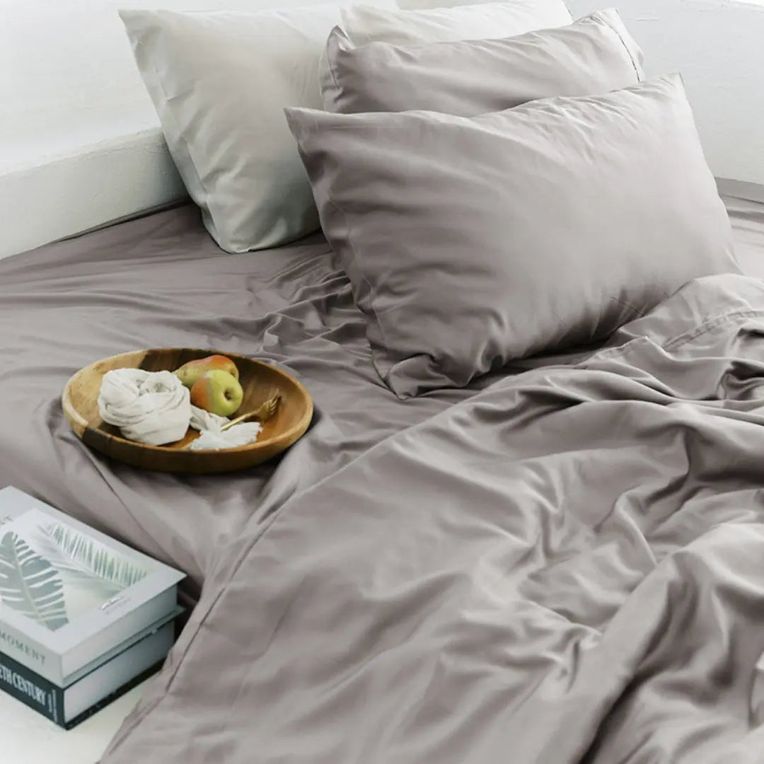 Elaris 4-Piece Bamboo Bed Sheet Set - Breathable Pet Hair Resistant and Silky Smooth Sheets