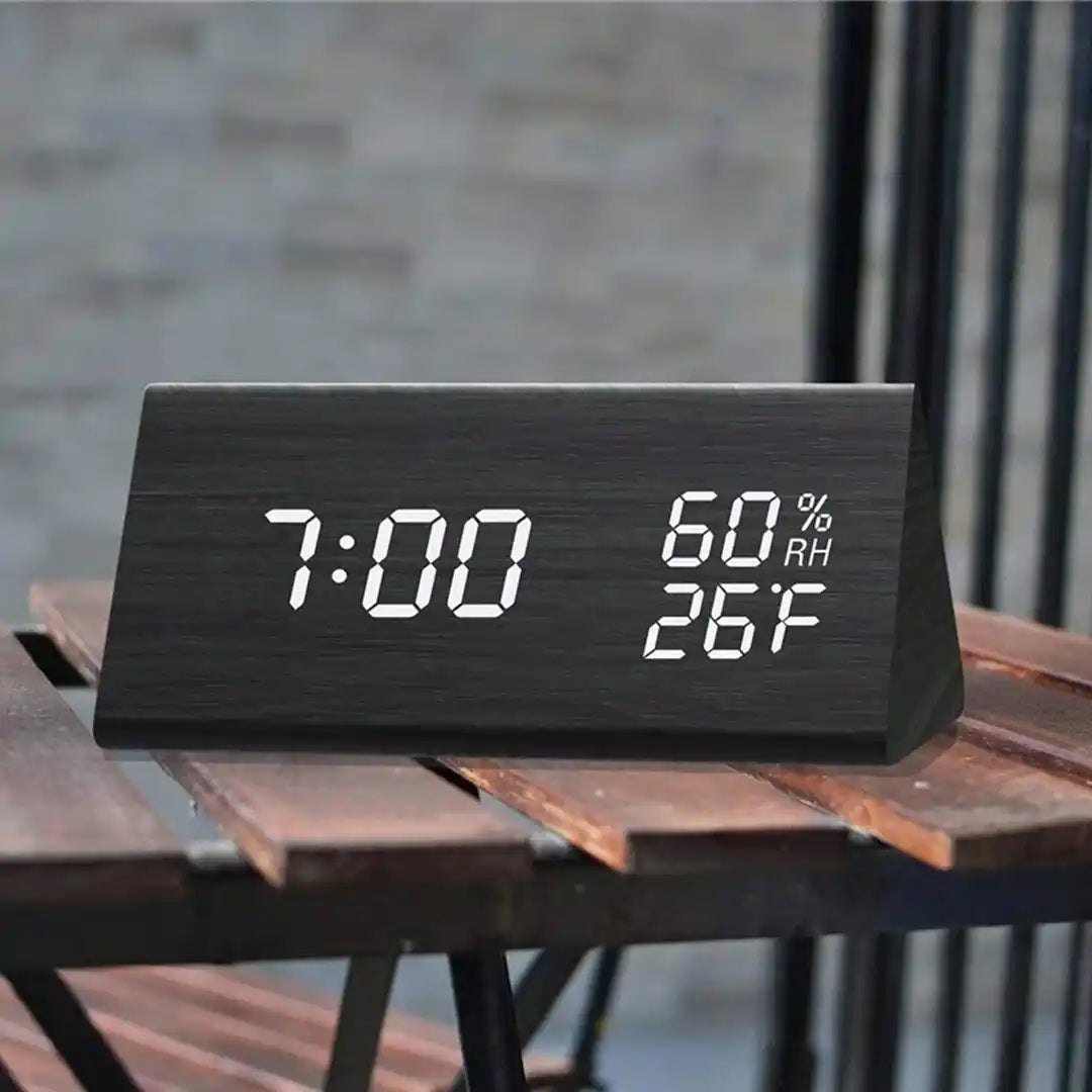 Wooden LED Digital Alarm Clock - USB Charger, Temperature, Humidity Display & Voice Control