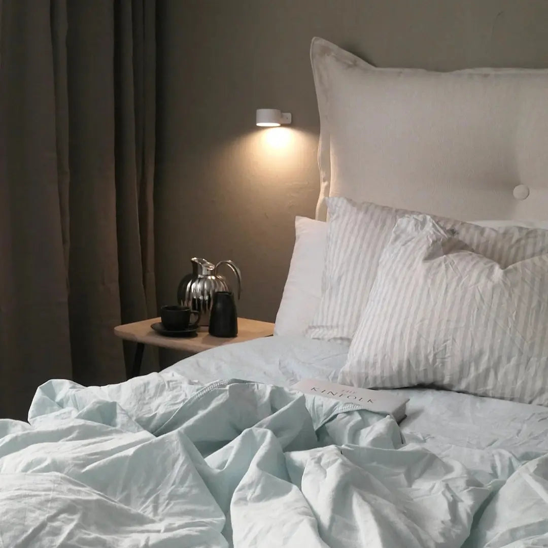 Liora - EasyStick Cordless Wall Lamp