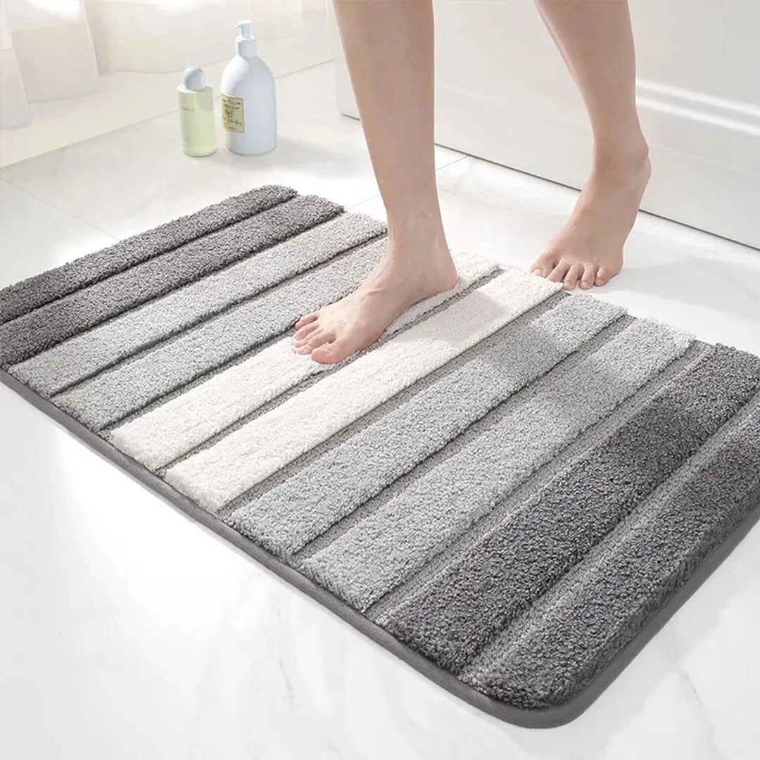 Non-Slip Absorbent Bathroom Mat - Soft Bath Rug for Home Use