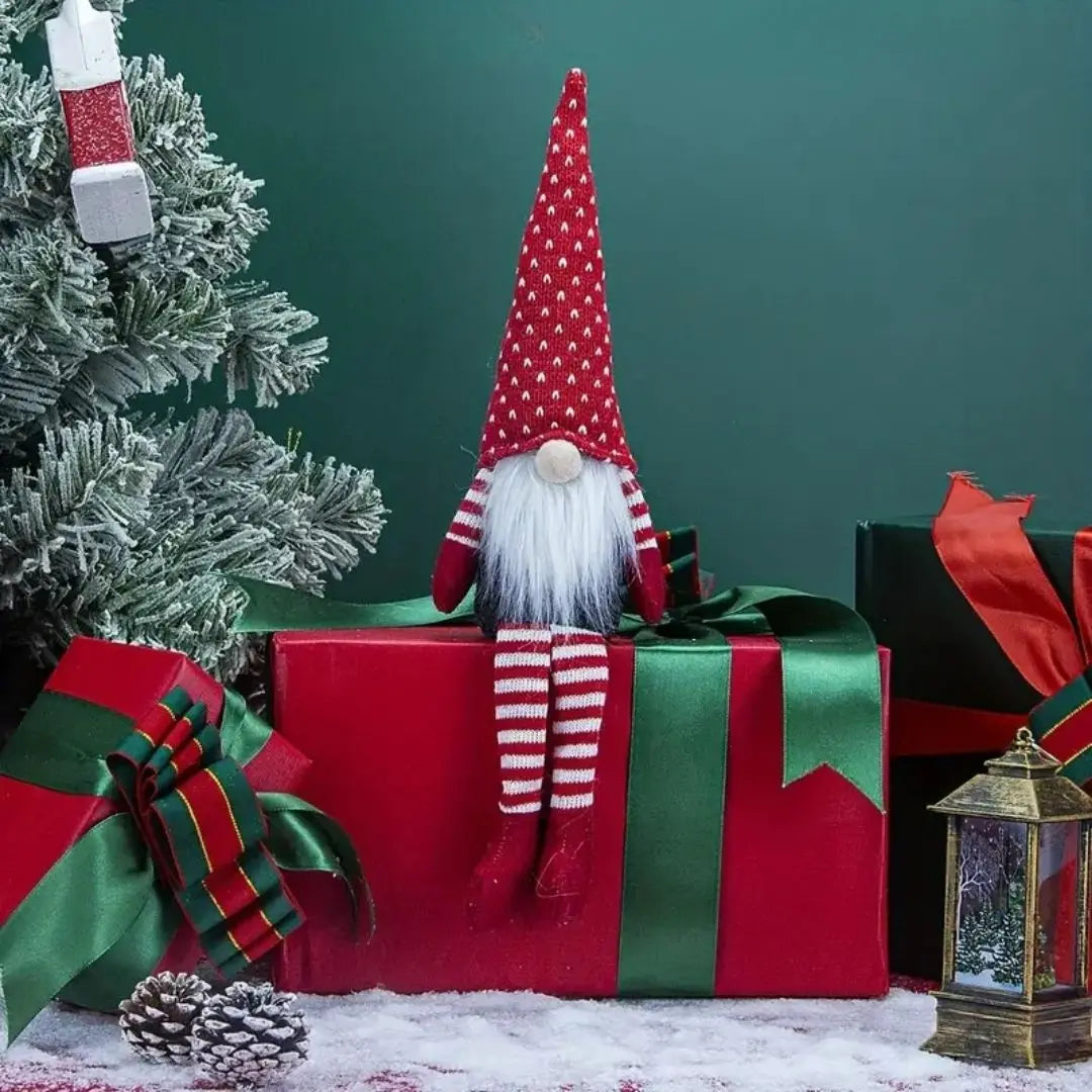 Nordic Christmas Gnome Ornaments - Faceless Santa Elf Pendants