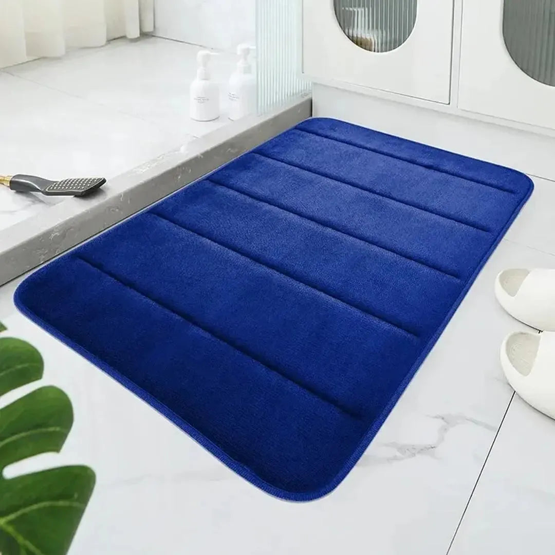 Plush Coral Velvet Bath Mat - Modern Geometric Pattern Bathroom Rug