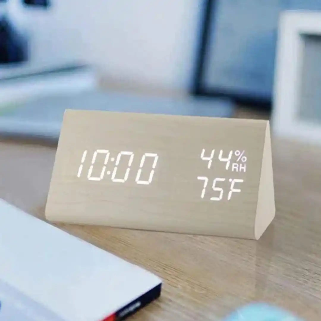 Wooden LED Digital Alarm Clock - USB Charger, Temperature, Humidity Display & Voice Control