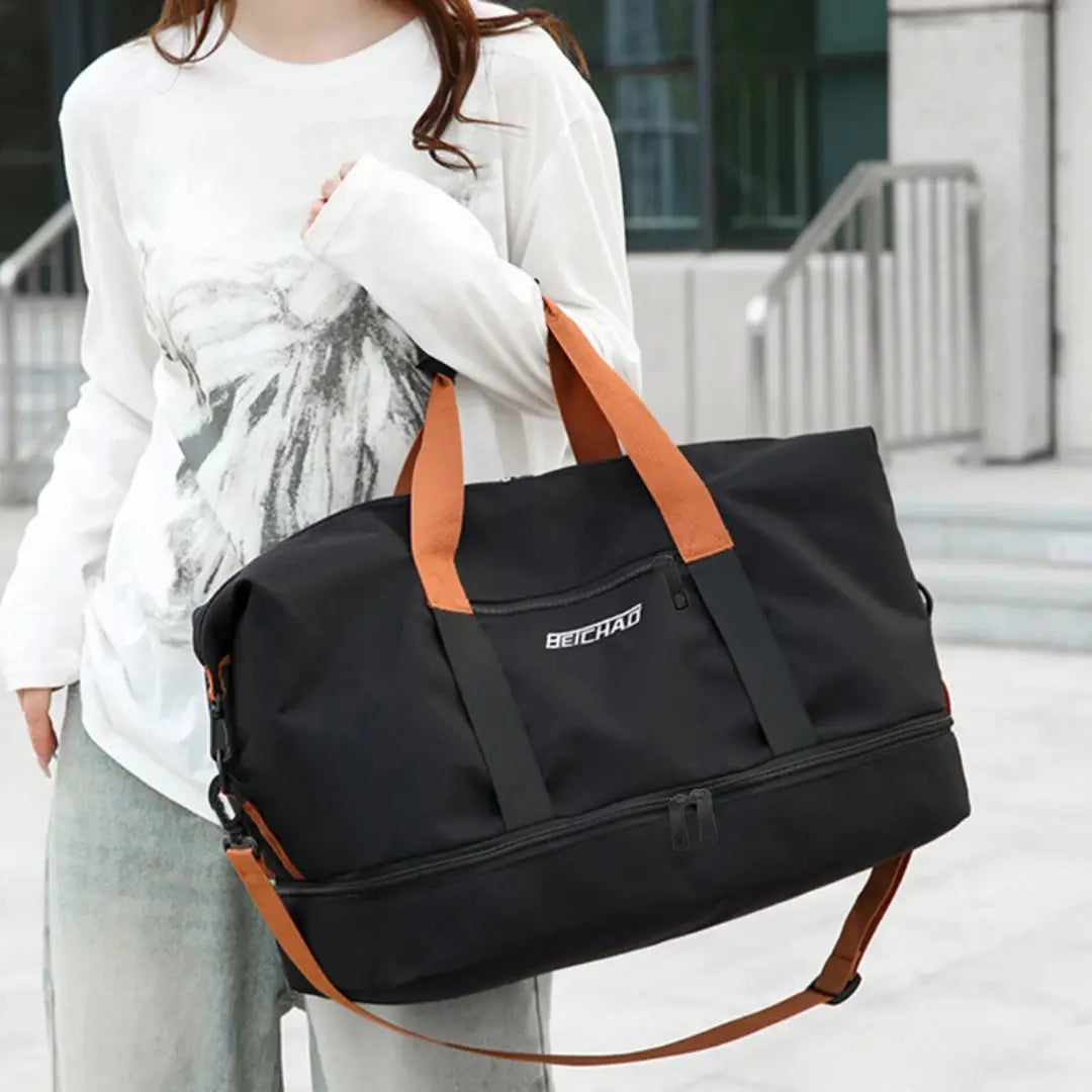Travio – Weekender Duffle Bag with Shoe Compartment & Adjustable Shoulder Strap