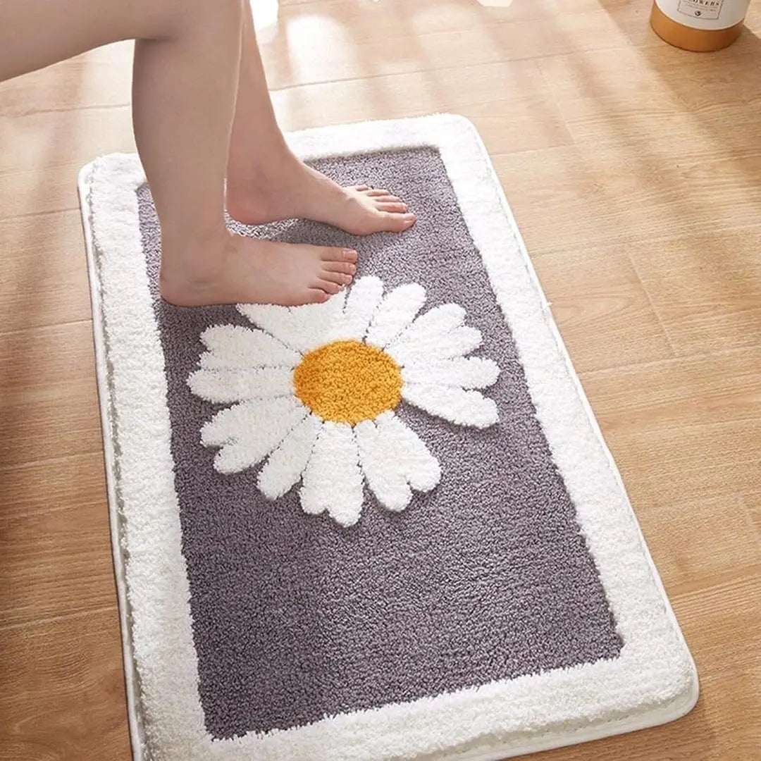 Ultra Soft Non-Slip Bathroom Mat - Absorbent, Quick-Drying & Stylish