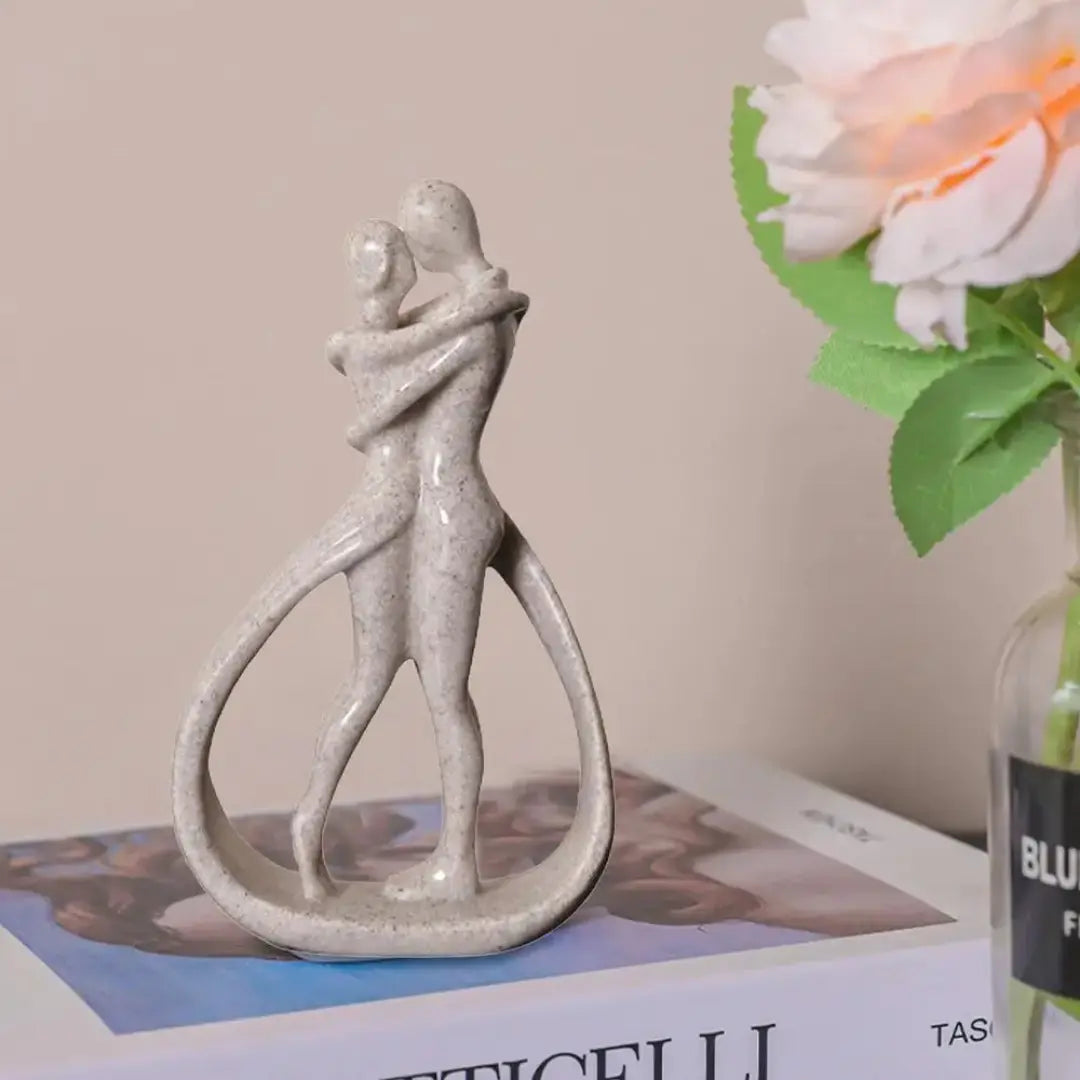 Modern Abstract Hugging Couple Statue