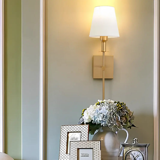 Valoria - Classic Elegance Wall Light