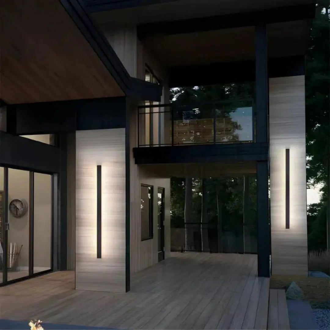 Aluminium Backlit Wall Lamp - Sleek Outdoor Fixture with Modern Glow and Durability