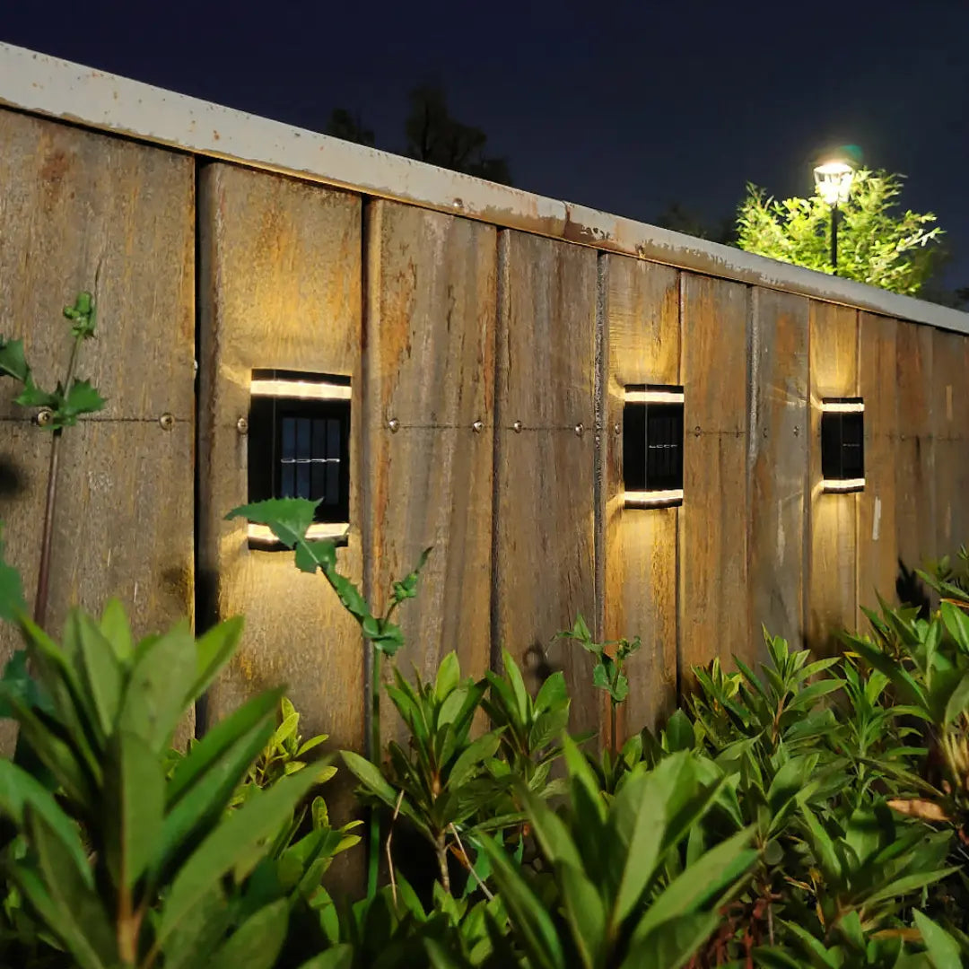 HeliaBloom - Solar Wall Light for Gardens, Fences and Outdoor Walls