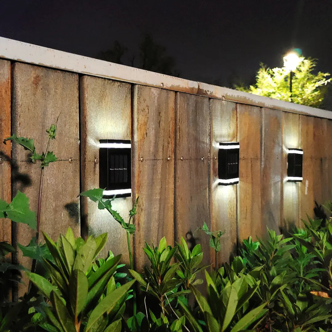 HeliaBloom - Solar Wall Light for Gardens, Fences and Outdoor Walls
