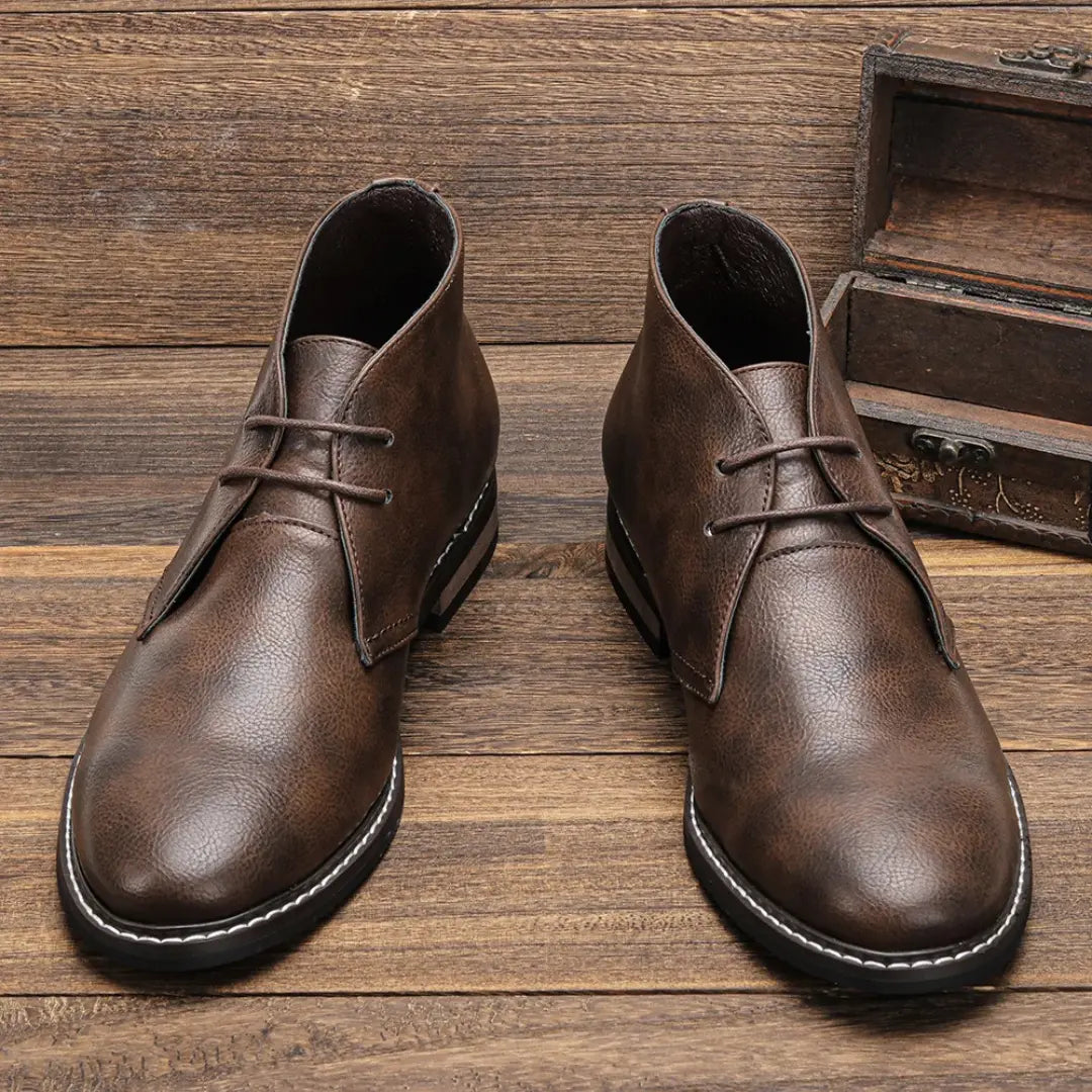 Men’s Classical Retro Leather Chukka - Turf Boots for Timeless Style