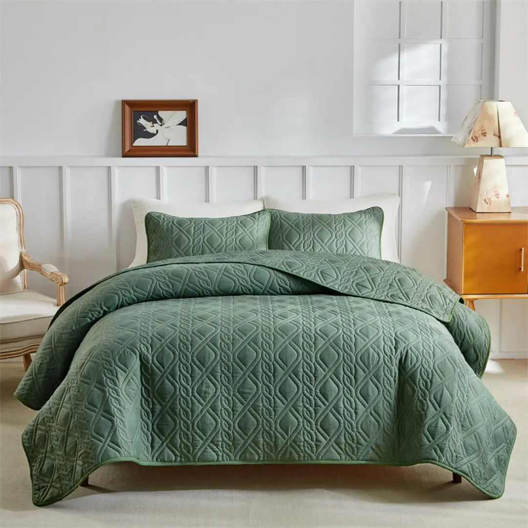 Arvella 3-Piece Lightweight Rhombus Quilted Bedspread Set - Diamond Pattern Embossed Quilt with Pillow Shams