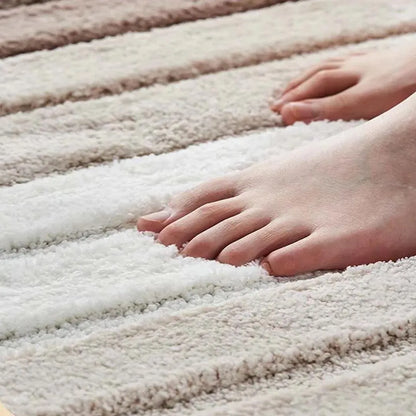 Non-Slip Absorbent Bathroom Mat - Soft Bath Rug for Home Use
