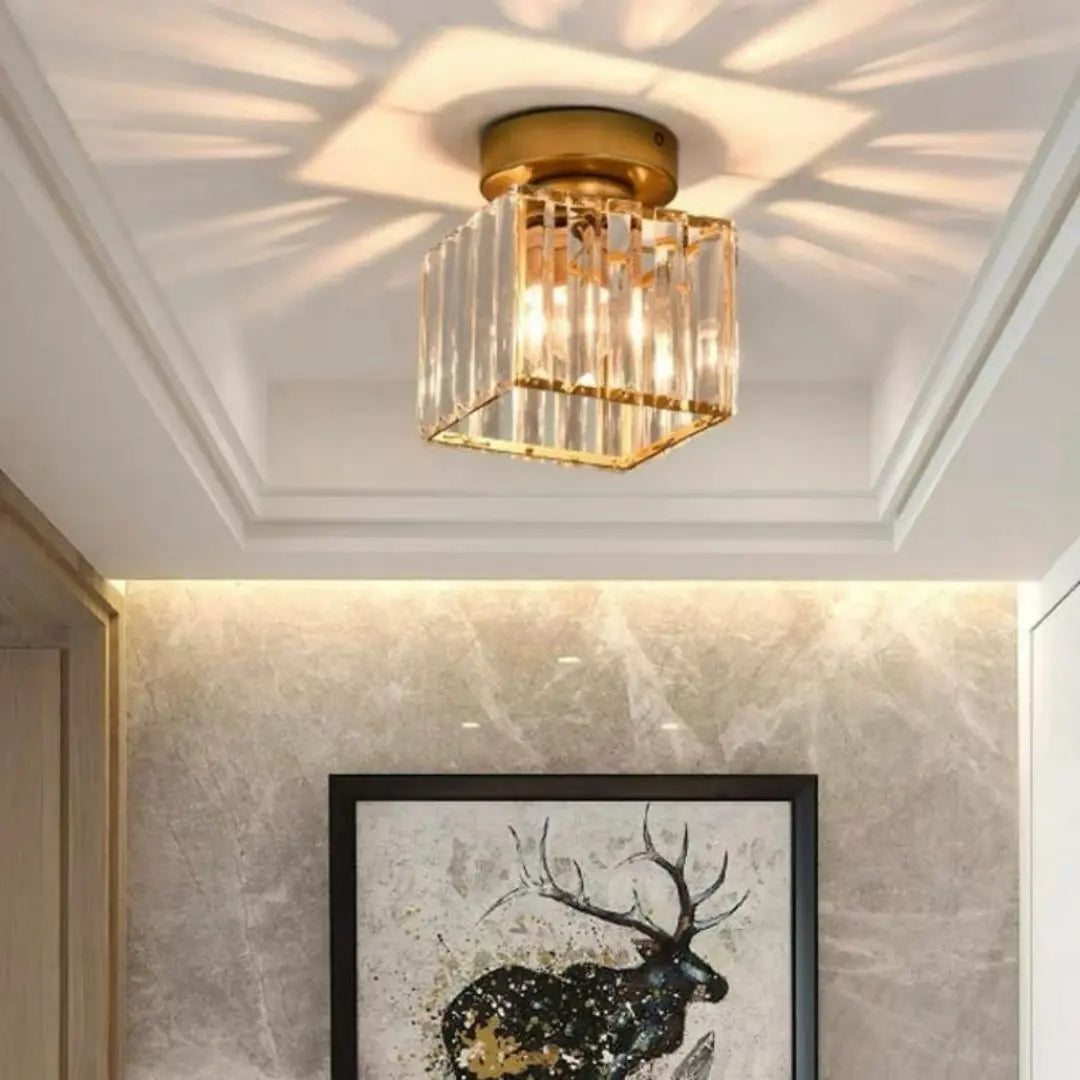 Modern Flush Ceiling Light - Bold Black Accent for Stylish Hallways