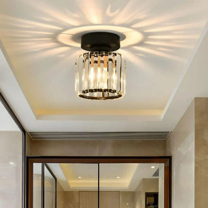Modern Flush Ceiling Light - Bold Black Accent for Stylish Hallways