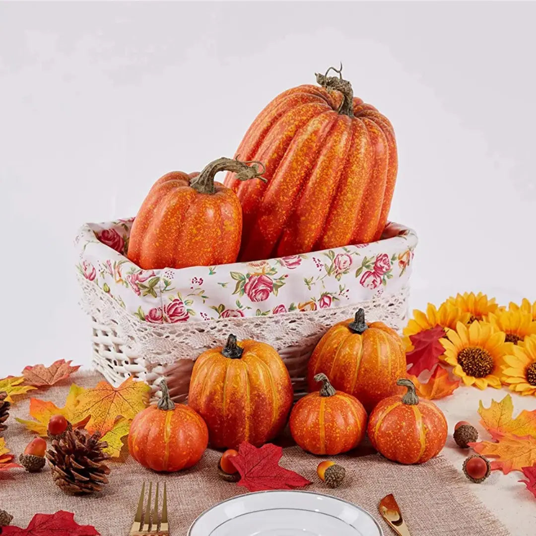 7 PCs Artificial Pumpkins and Maple Leaves Set