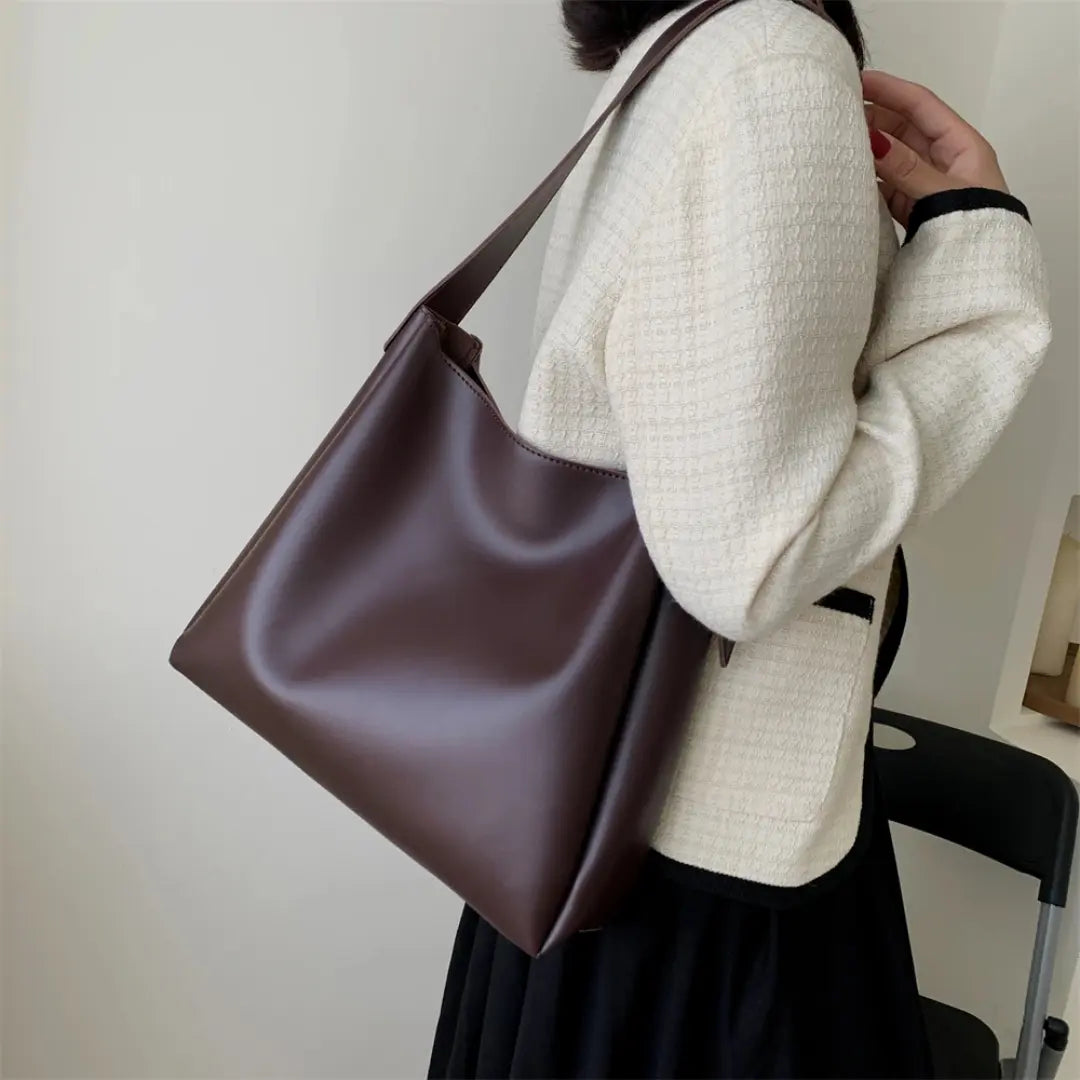 PU Leather Tote Bag for Everyday Style and Organization