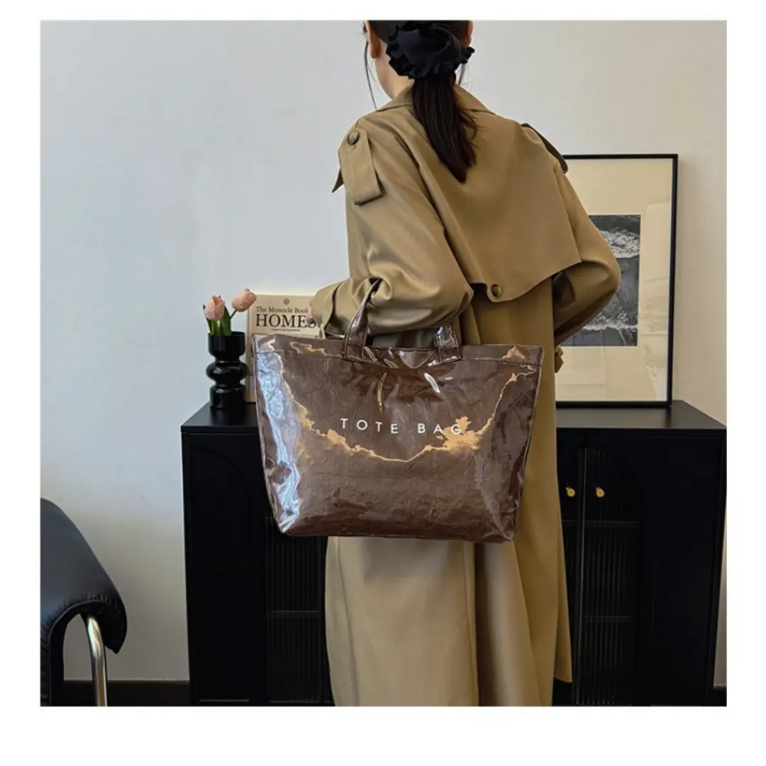 Vyra – Transparent PVC Tote Bag for Women Waterproof Beach Shopper