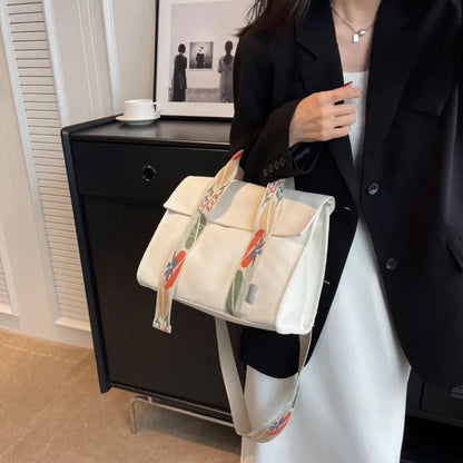 Fashion Canvas Tote Bag for Everyday Style and Practical Storage