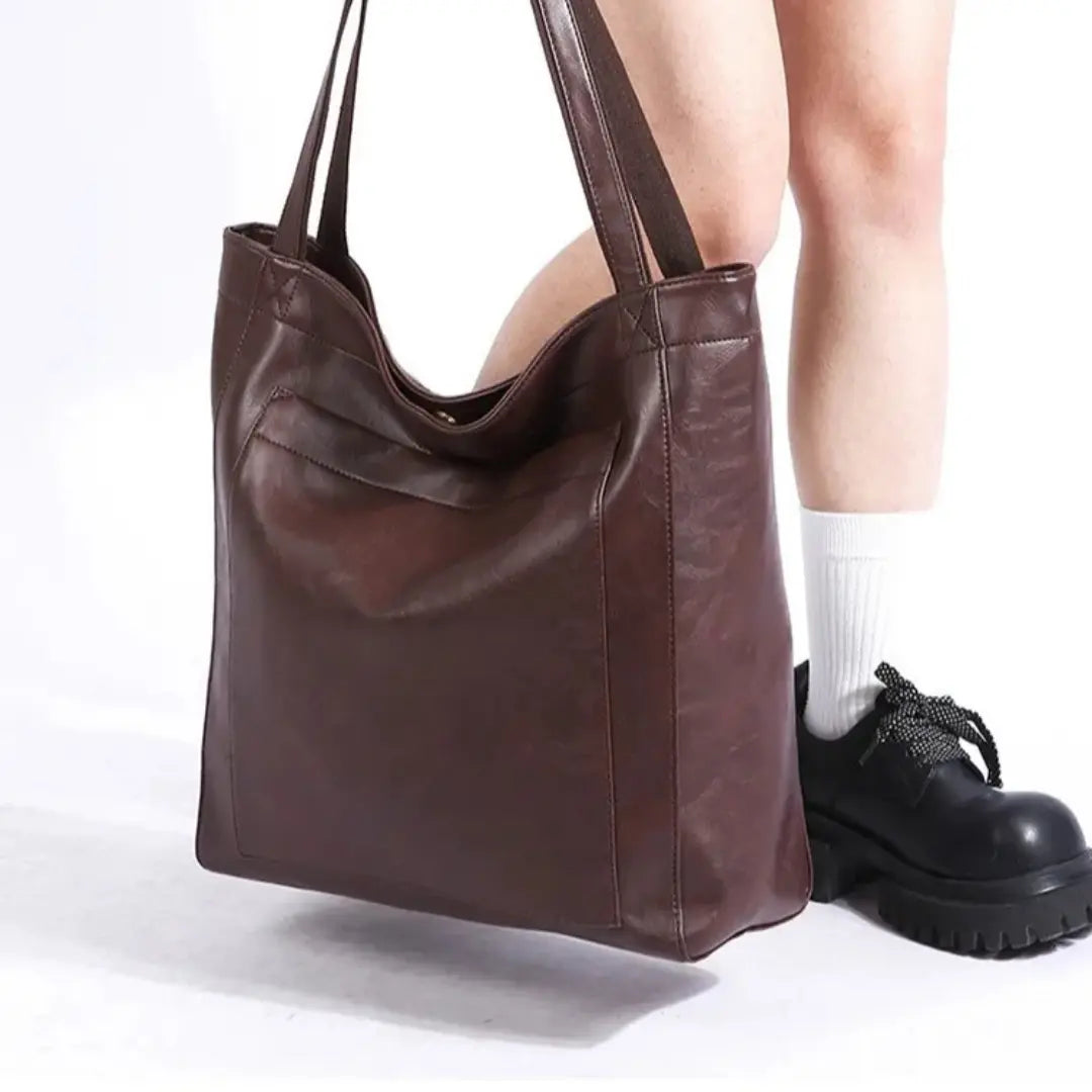 Vintage Leather Tote Bag for Timeless Style and Everyday Functionality
