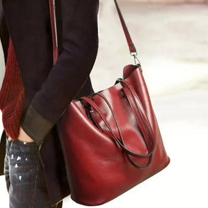 Virella – Vintage Oil Leather Tote Bag with Convertible Crossbody Strap