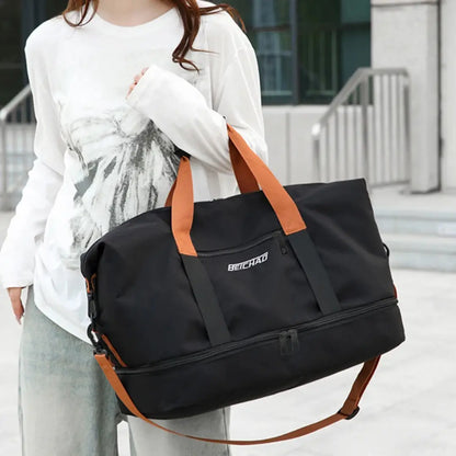 Travio – Weekender Duffle Bag with Shoe Compartment & Adjustable Shoulder Strap